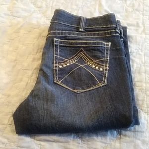 Women's ariat jeans 33L